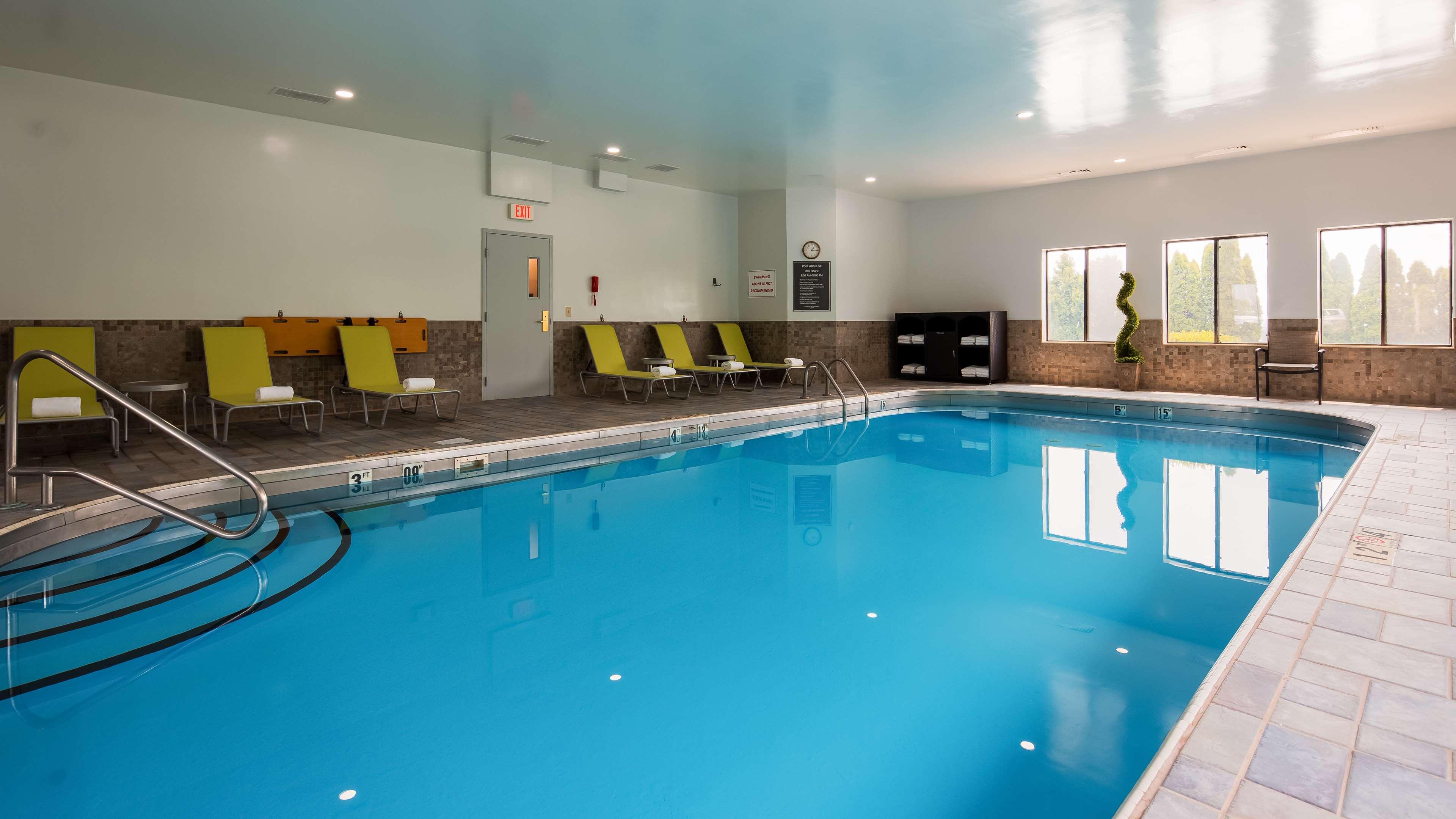 Best Western Hartford Hotel And Suites Εξωτερικό φωτογραφία