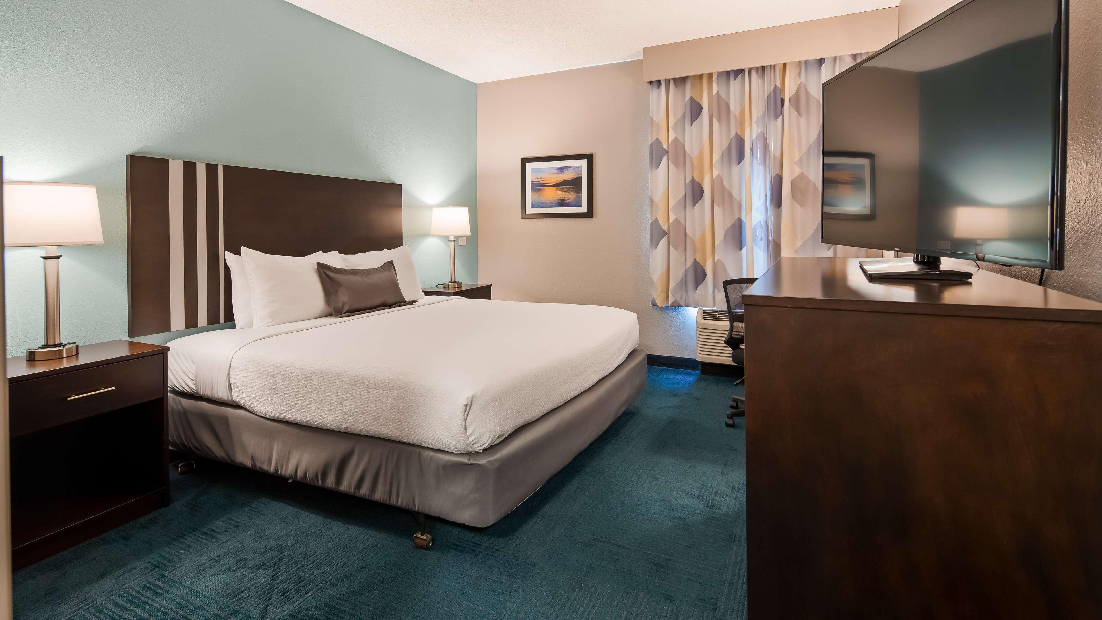Best Western Hartford Hotel And Suites Εξωτερικό φωτογραφία