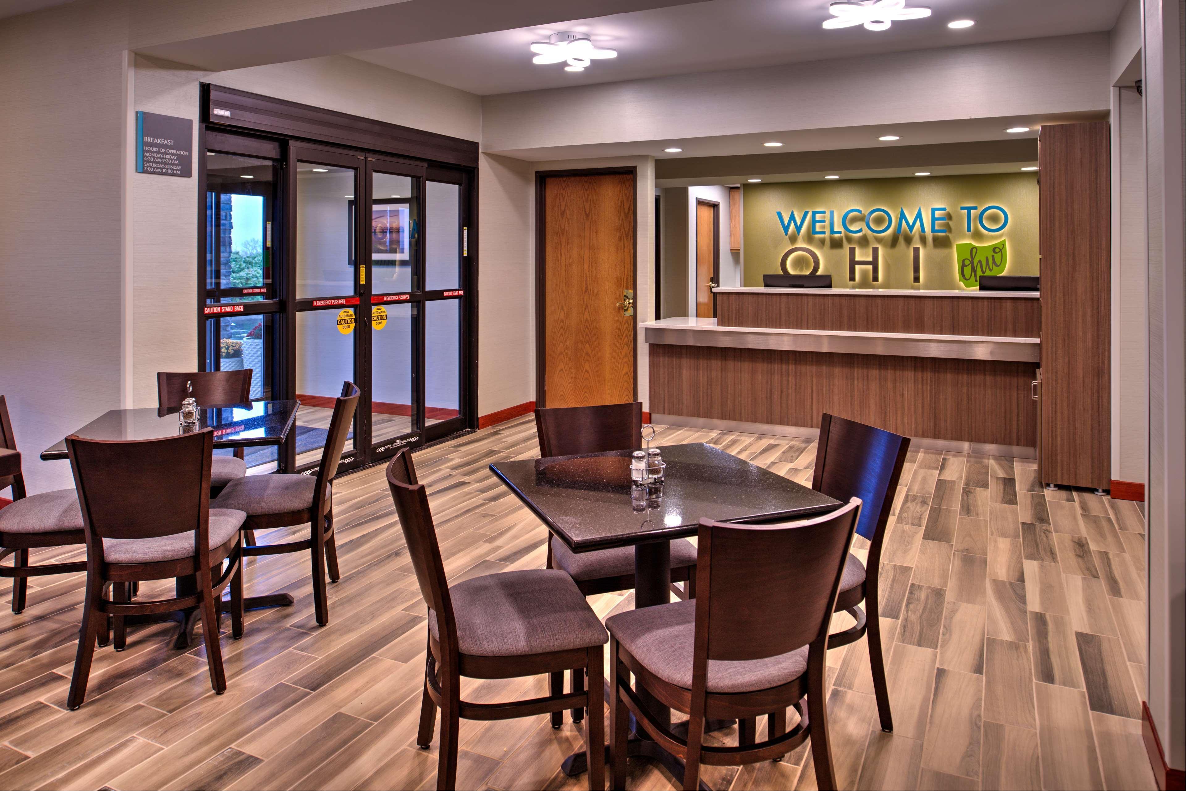 Best Western Hartford Hotel And Suites Εξωτερικό φωτογραφία