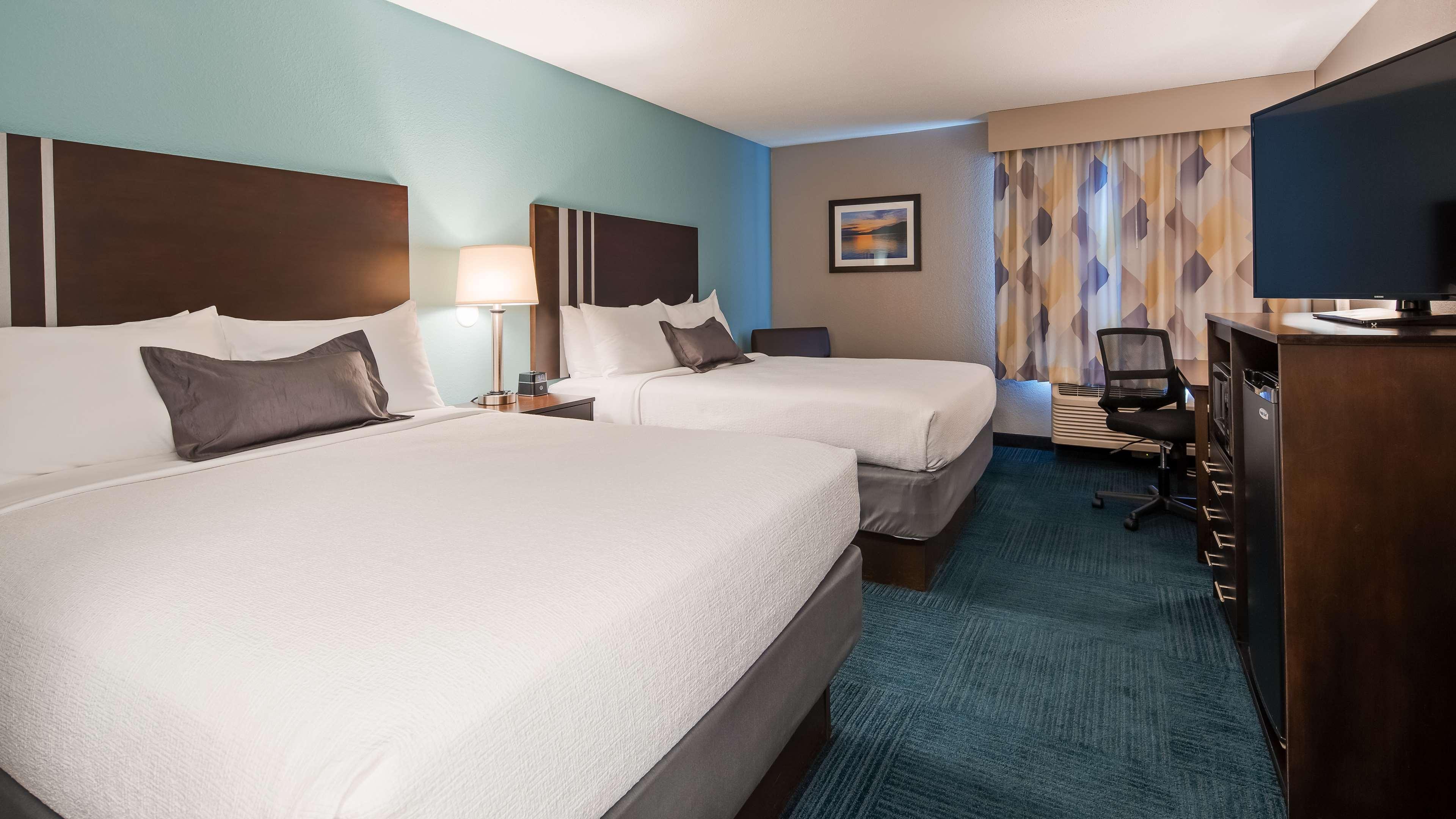 Best Western Hartford Hotel And Suites Εξωτερικό φωτογραφία