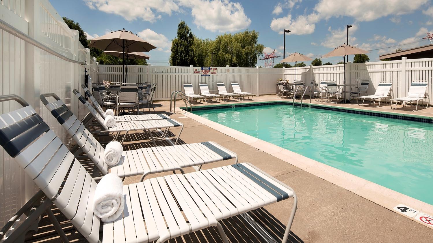 Best Western Hartford Hotel And Suites Εξωτερικό φωτογραφία